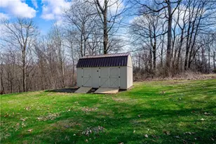 605 Amy Ln, Center Township, PA 16001 - Photo 34