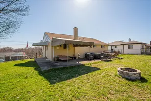 2204 Wilma Dr, Robinson Twp, PA 15108 - Photo 34