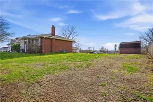 1701 Truman Dr, Hopewell Township, PA 15001 - Photo 4