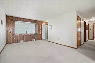 1701 Truman Dr, Hopewell Township, PA 15001 - Photo 12