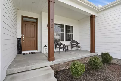 213 Hickory Ln, Adams Township, PA 16046 - Photo 4