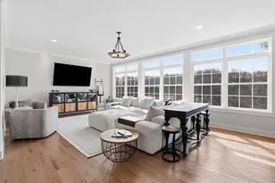 213 Hickory Ln, Adams Township, PA 16046 - Photo 10