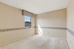 1113 Old Farm Rd, Cecil, PA 15055 - Photo 24