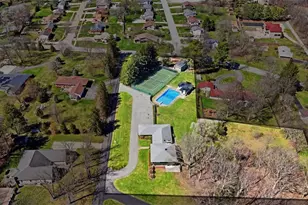 103 Zernich Dr, Center Township, PA 15001 - Photo 4