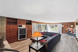 103 Zernich Dr, Center Township, PA 15001 - Photo 16