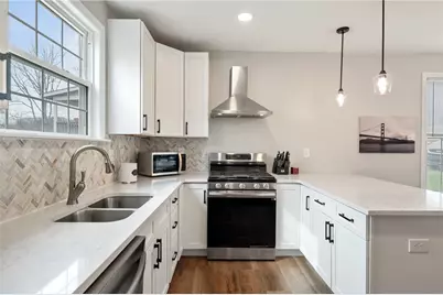 409 Bluff St, Canonsburg, PA 15317 - Photo 14