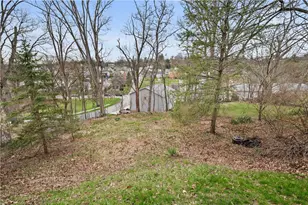 409 Bluff St, Canonsburg, PA 15317 - Photo 32