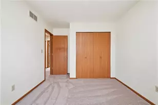 405 Howard St, East Pittsburgh, PA 15112 - Photo 16