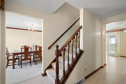 5513 Claytonia Dr, Bethel Park, PA 15102 - Photo 6