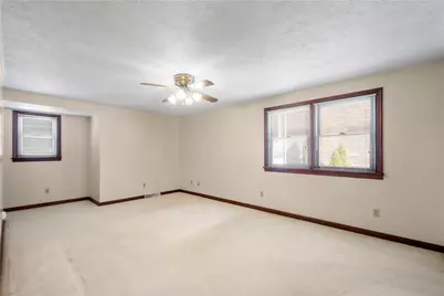 5513 Claytonia Dr, Bethel Park, PA 15102 - Photo 20