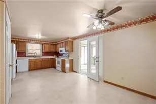 5513 Claytonia Dr, Bethel Park, PA 15102 - Photo 14