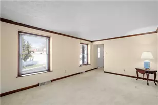 5513 Claytonia Dr, Bethel Park, PA 15102 - Photo 10