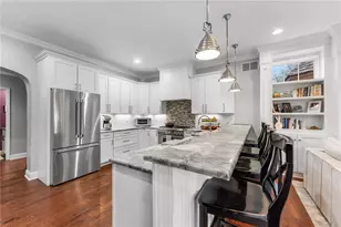 1401 Navahoe Dr, Pittsburgh, PA 15228 - Photo 10