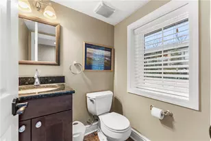 1401 Navahoe Dr, Pittsburgh, PA 15228 - Photo 38