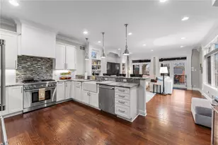 1401 Navahoe Dr, Pittsburgh, PA 15228 - Photo 4