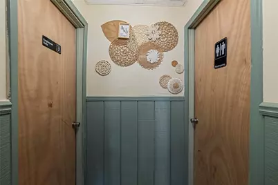 905 Roemer Blvd, Farrell, PA 16121 - Photo 12