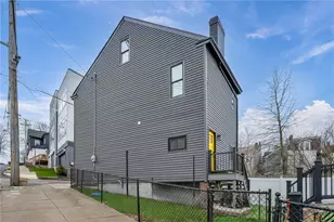 5115 Poe Wy, Pittsburgh, PA 15201 - Photo 12