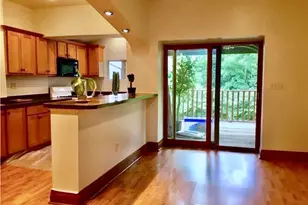 3145 Brackenridge St, Pittsburgh, PA 15219 - Photo 10