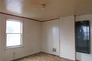 211 Melrose St, Luzerne Township, PA 15433 - Photo 12