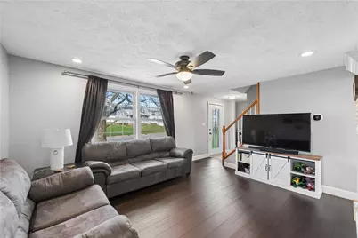 371 McWilliams Drive, Harrison Township, PA 15065 - Photo 4