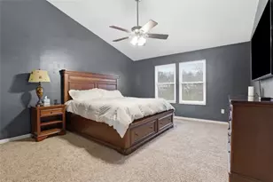 313 Diamond Dr, Moon/Crescent Twp, PA 15108 - Photo 16