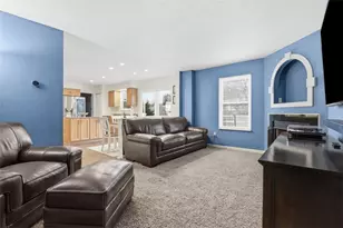 313 Diamond Dr, Moon/Crescent Twp, PA 15108 - Photo 8