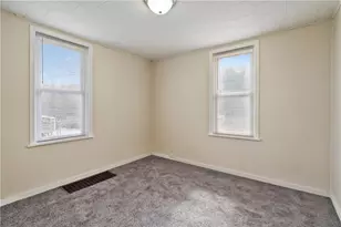 1013 Henry St, Smith Township, PA 15054 - Photo 10