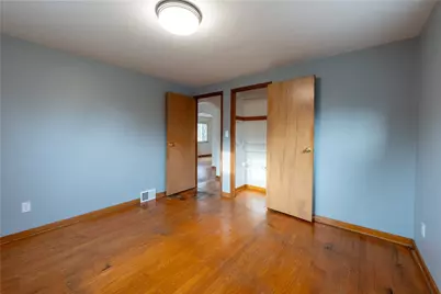 120 Mildred Ln, Pittsburgh, PA 15116 - Photo 12