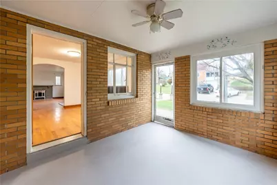 120 Mildred Ln, Pittsburgh, PA 15116 - Photo 16