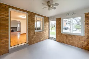 120 Mildred Ln, Pittsburgh, PA 15116 - Photo 16