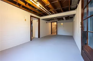 120 Mildred Ln, Pittsburgh, PA 15116 - Photo 28