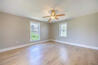 28 Farley St, South Strabane, PA 15301 - Photo 12