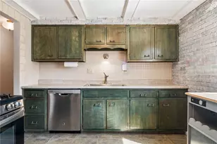 428 Crestview Dr, Pittsburgh, PA 15239 - Photo 14