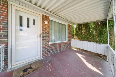 428 Crestview Dr, Pittsburgh, PA 15239 - Photo 4