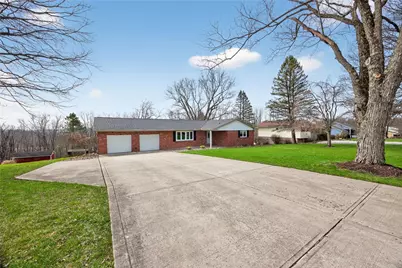 172 Malone Ridge Rd, Canton Township, PA 15301 - Photo 2