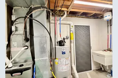 320 Winners Circle, North Strabane, PA 15317 - Photo 12