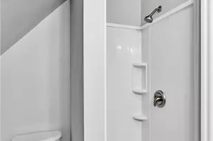 988 Greenfield Ave, Pittsburgh, PA 15217 - Photo 16