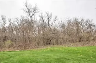 6442 Lindsey Ln, Murrysville, PA 15632 - Photo 10