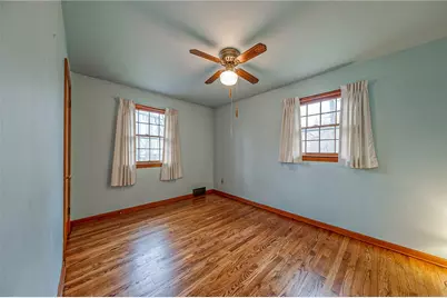 101 McKelvey Ave, Pittsburgh, PA 15218 - Photo 12