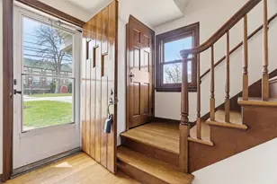 30 Warriors Rd, Green Tree, PA 15205 - Photo 2