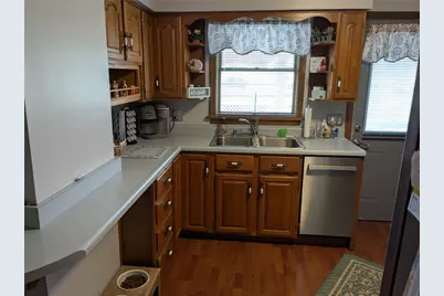 2525 7th Ave, Beaver Falls, PA 15010 - Photo 6