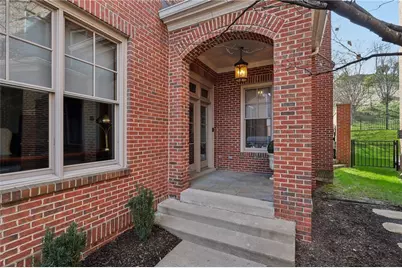 1063 Parkview Boulevard, Pittsburgh, PA 15217 - Photo 2