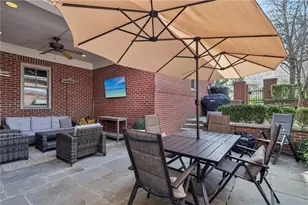 1063 Parkview Blvd, Pittsburgh, PA 15217 - Photo 18