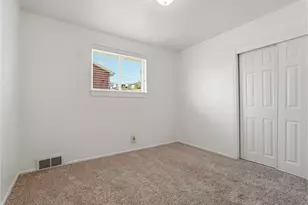 214 Governor Dr, Pittsburgh, PA 15101 - Photo 30