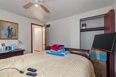 124 Preston Dr, North Braddock, PA 15104 - Photo 16