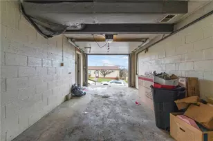 124 Preston Dr, North Braddock, PA 15104 - Photo 24