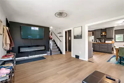 115 Rene Dr, Glenshaw, PA 15116 - Photo 4