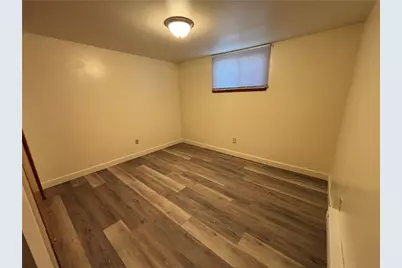 1195 Lynn St #6, Hopewell Township, PA 15001 - Photo 8