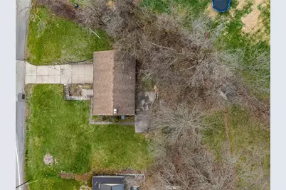 1209 Airedale Dr, Bethel Park, PA 15102 - Photo 38