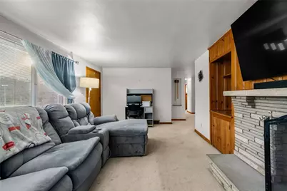 1209 Airedale Dr, Bethel Park, PA 15102 - Photo 8